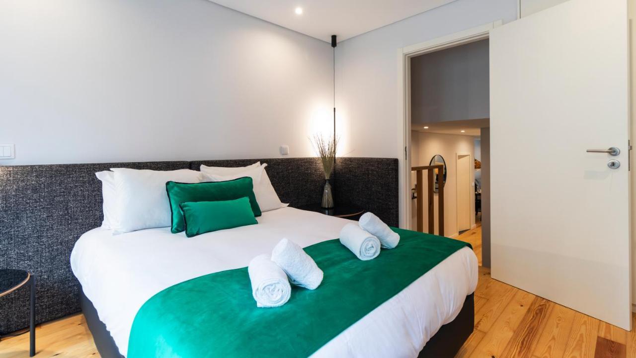 Premium 2Br Flat Near Santa Catarina By Lovelystay Porto Exterior foto