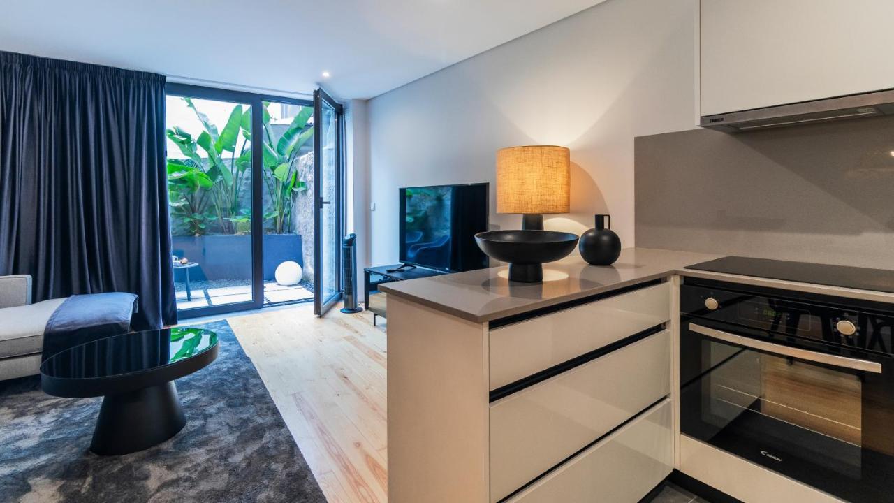 Premium 2Br Flat Near Santa Catarina By Lovelystay Porto Exterior foto